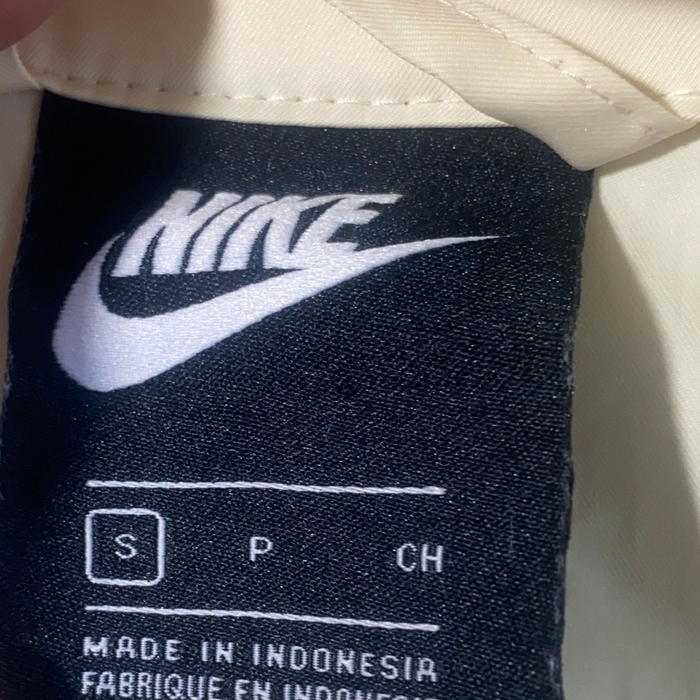 Nike Womens Utility Field Jacket Sail White Full‎ Zip Snap Cargo Pockets Small - Picture 7 of 9